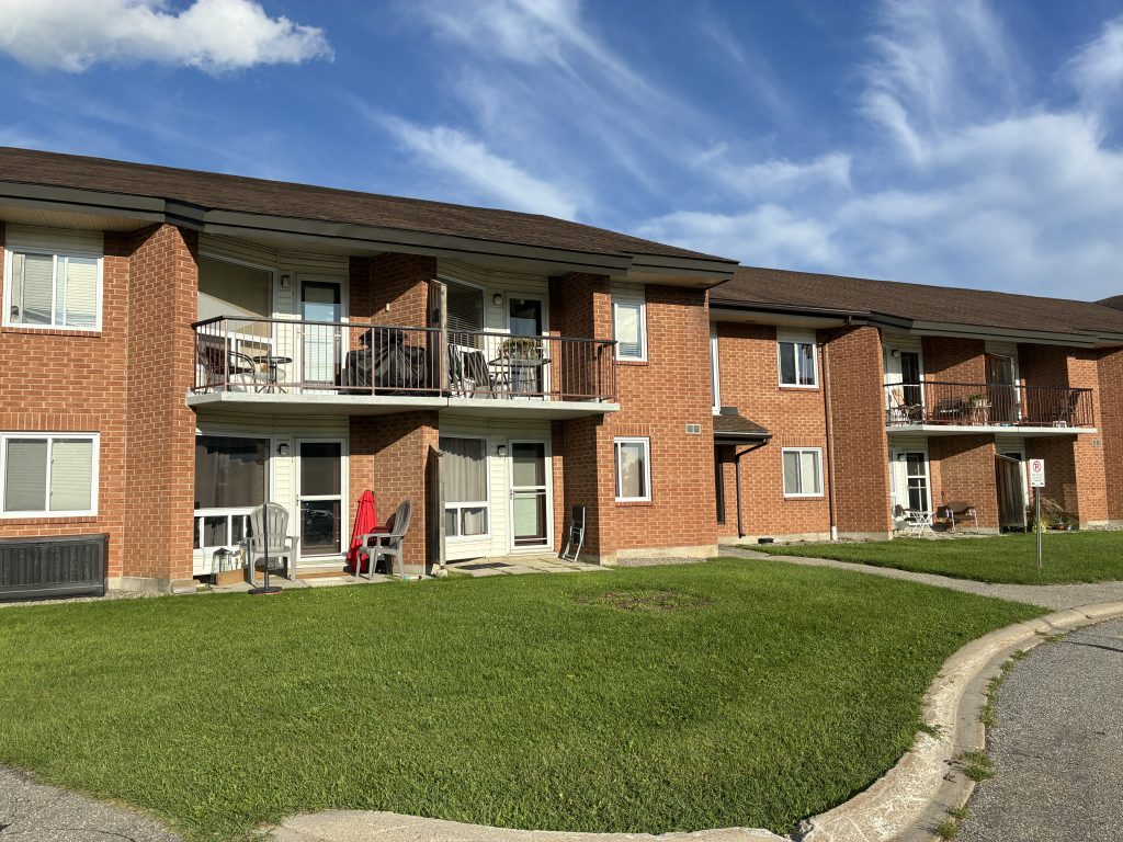 Stanley Apartments Metcalfe